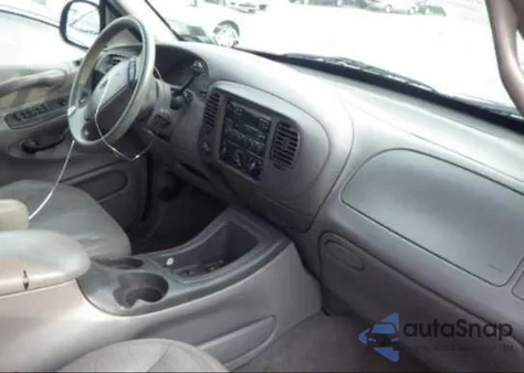 1997 Ford Expedition from USA, damaged, VIN 1FMEU18W6VLA24880